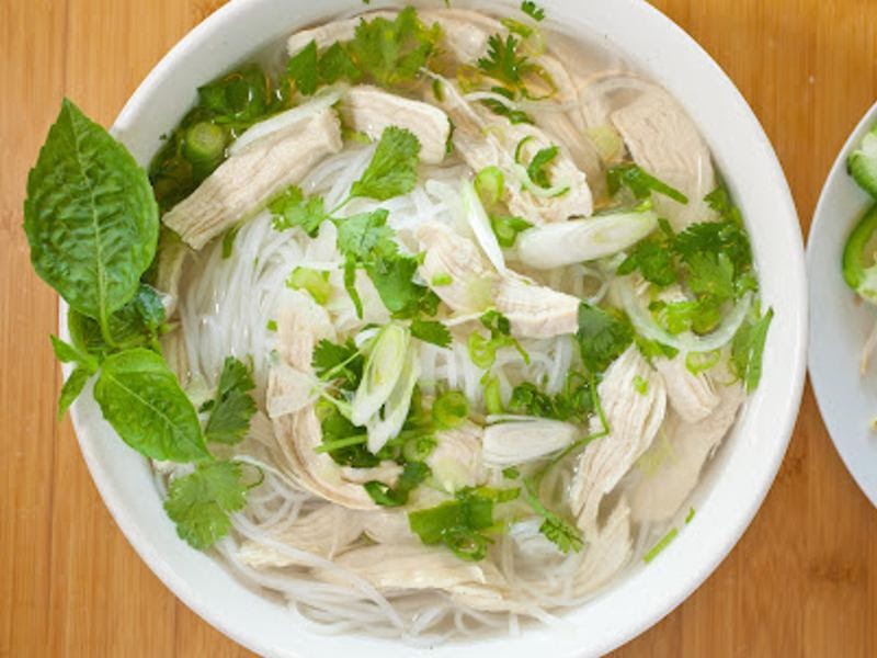 Ramen vs Pho: What Is The Difference?