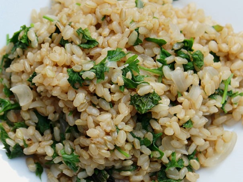 Green Beans With Brown Rice And Garlic