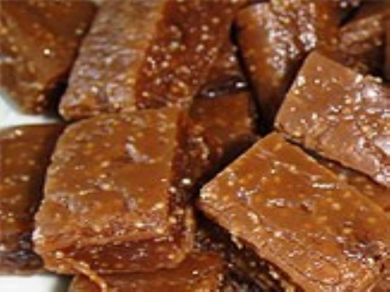 12 Most Popular Burmese Desserts Dishes - Asian Recipe