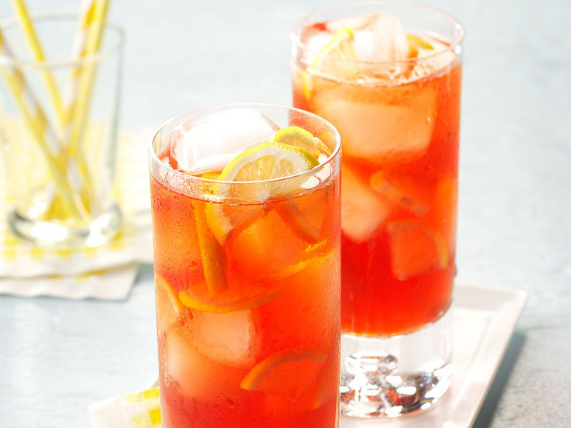 Raspberry iced tea with crystal boba