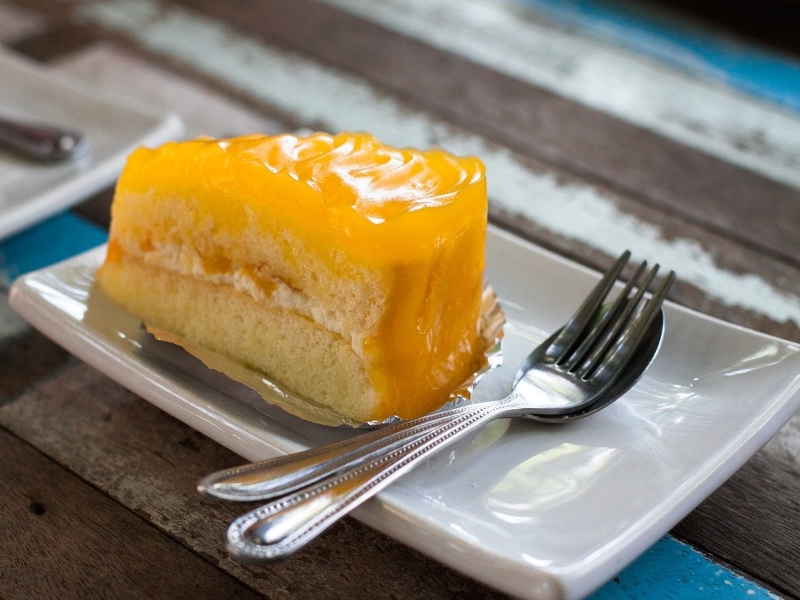 Thai Mango Cake