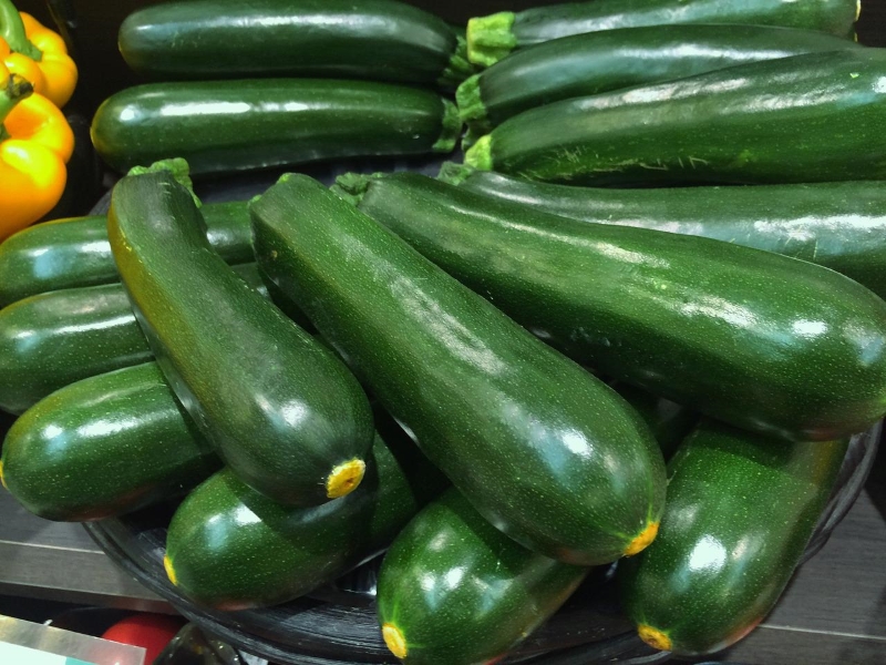 light green squash