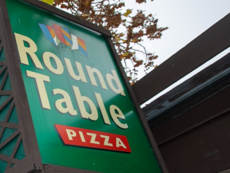 Round Table Pizza