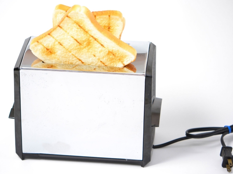 Pop up toaster